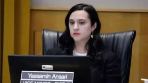 ایران جنگ کی مخالفت ، ایرانی نژاد امریکی رکن کانگریس یاسمین انصاری غیر محفوظ، دھمکیاں ملنے لگیں